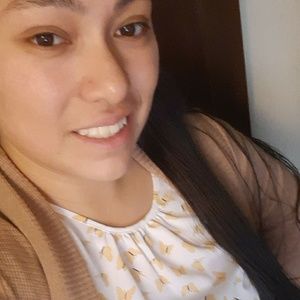 Meet your Posher, Monica